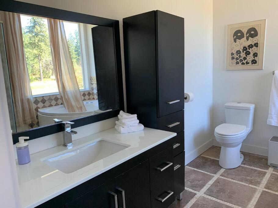 Country Home, Sleeps 6 Pets Friendly Port Alberni Exterior foto