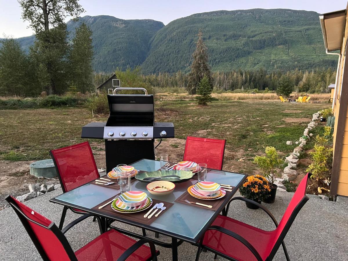 Country Home, Sleeps 6 Pets Friendly Port Alberni Exterior foto